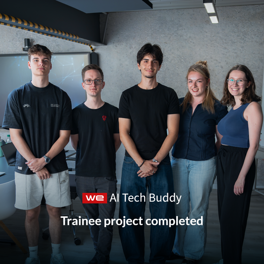 Social media graphic announcing the completion of the “AI Tech Buddy” trainee project. Visible are five trainees standing together in an office environment, along with the text “AI Tech Buddy” and “Trainee project completed”.